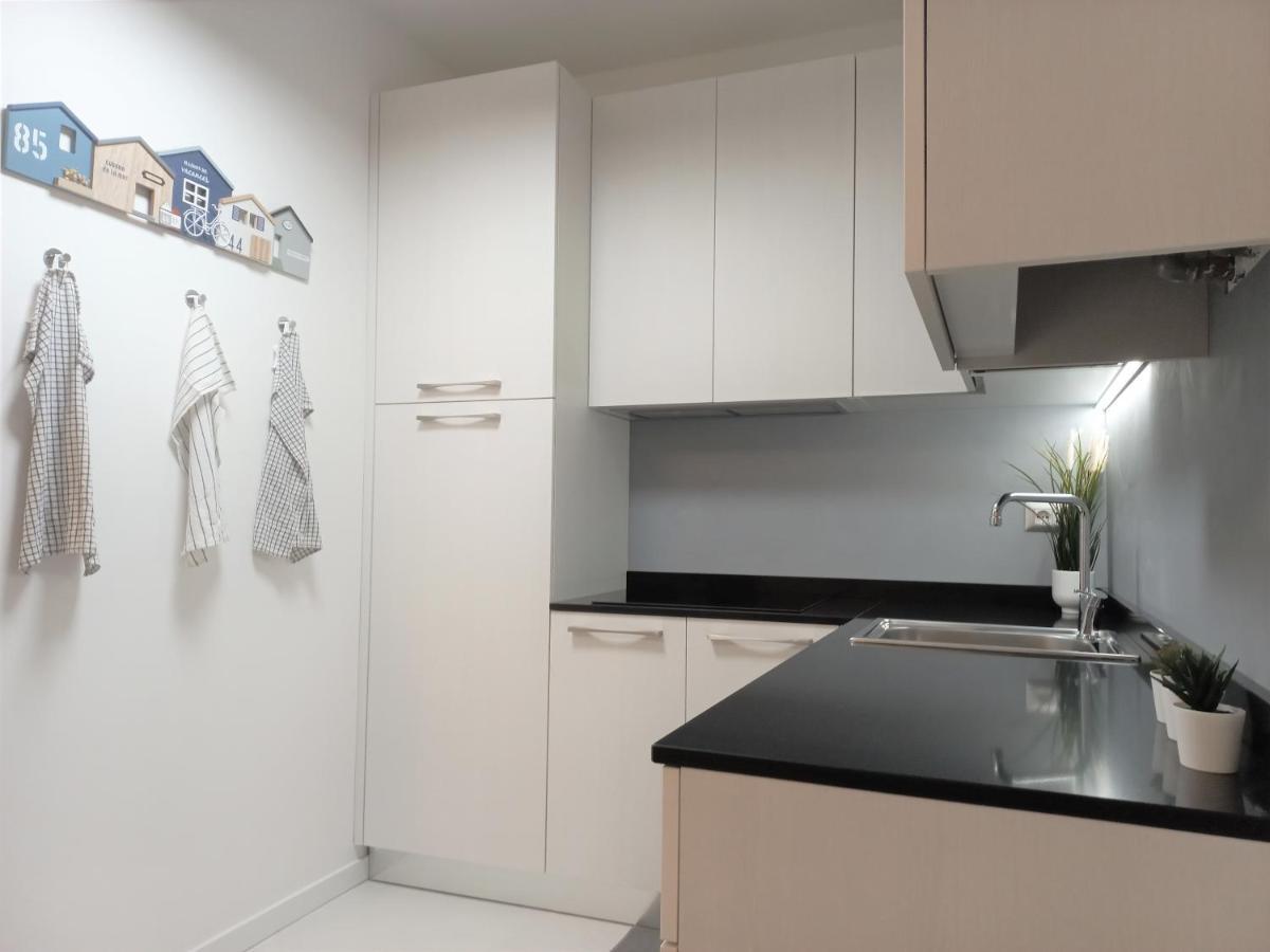 North Lake Riva Apartment, Steps From The Garda Lake Exterior photo